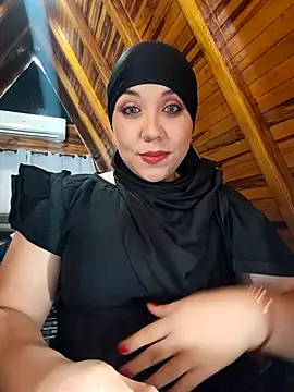 AmbarBurhan online show from March 9, 2026, 4:32 pm