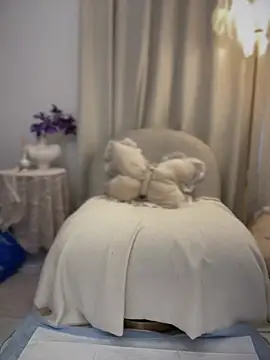 Hot Mm online show from February 6, 2026, 7:04 am