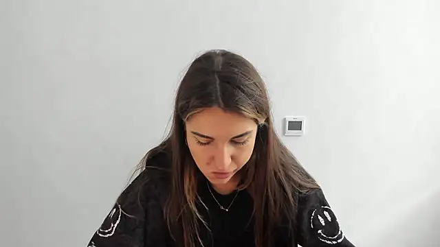 Summmmersky online show from October 19, 2025, 8:28 am