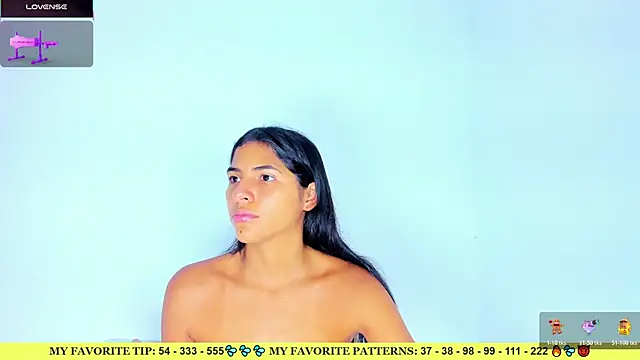 Snapshot of AriannaLewiis chatting on April 15, 2026, 7:58 pm AriannaLewiis online show from April 15, 2026, 7:58 pm