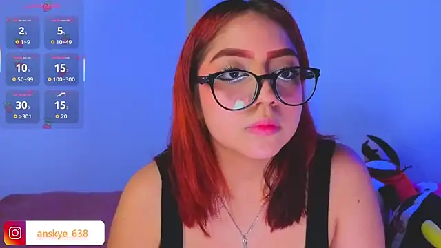 Snapshot of AnngelaSkye chatting on November 19, 2025, 4:45 am AnngelaSkye online show from November 19, 2025, 4:45 am