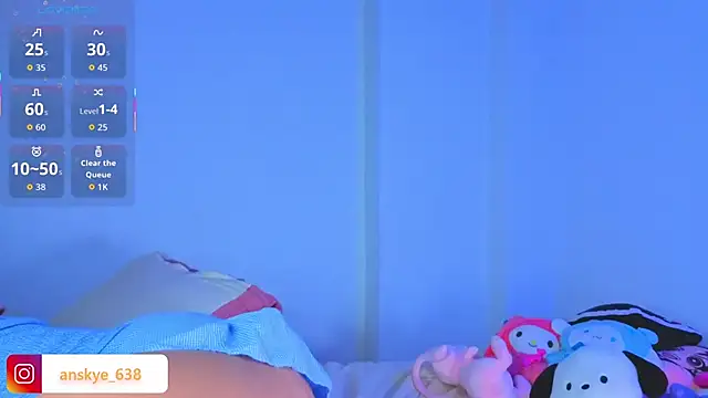 Snapshot of AnngelaSkye chatting on November 27, 2025, 4:35 am AnngelaSkye online show from November 27, 2025, 4:35 am