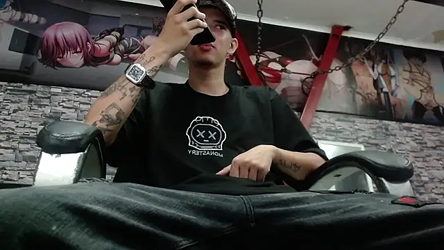 FrannBoy online show from February 8, 2025, 8:10 pm