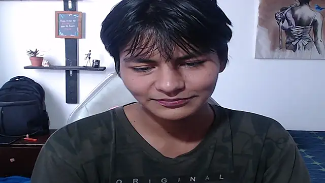 Snapshot of alanprince44 chatting on October 3, 2025, 7:04 pm alanprince44 online show from October 3, 2025, 7:04 pm