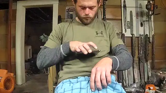 Bigoleslong98765 online show from October 25, 2025, 3:17 am