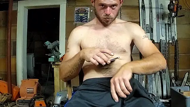 Bigoleslong98765 online show from September 19, 2025, 3:54 am