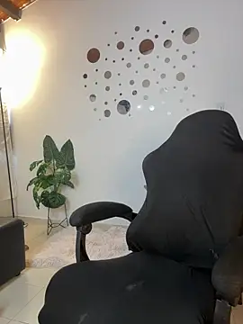 Miss-Abbii online show from March 26, 2026, 9:35 pm