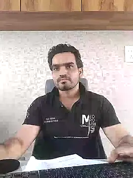 Snapshot of indianguy89 chatting on January 19, 2025, 6:31 am indianguy89 online show from January 19, 2025, 6:31 am