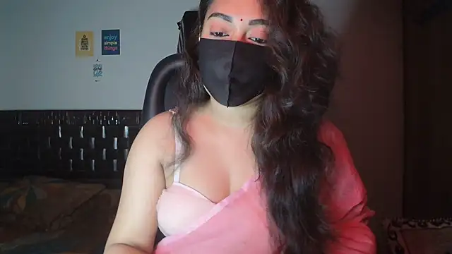 Most-Beautiful-Queen online show from November 9, 2025, 6:45 pm