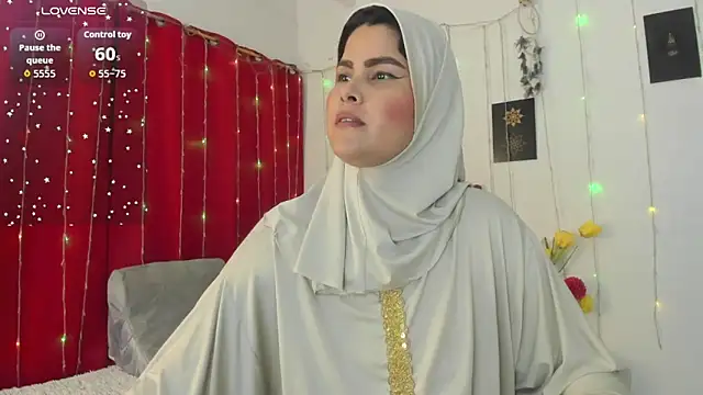 AishaAmin  online show from May 14, 2026, 12:13 pm