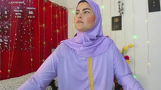 AishaAmin  online show from May 8, 2026, 12:09 pm