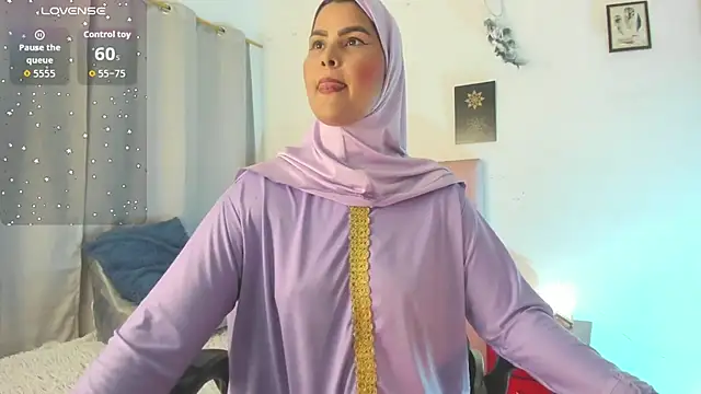 AishaAmin  online show from June 11, 2026, 12:46 pm