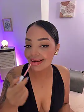 Sara LipsX online show from February 15, 2026, 11:14 pm