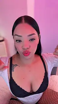 Sara LipsX online show from March 22, 2026, 9:27 pm