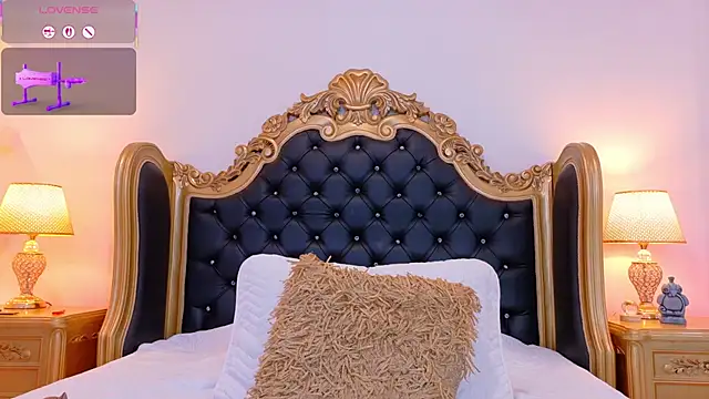 AdelinaVans online show from November 28, 2025, 11:21 am