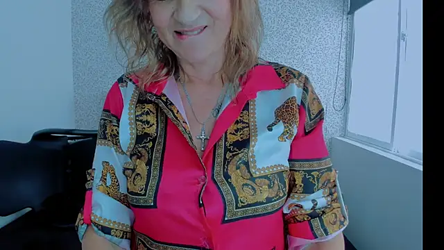 Snapshot of ScarletHoot_ chatting on January 16, 2025, 6:06 pm ScarletHoot online show from January 16, 2025, 6:06 pm