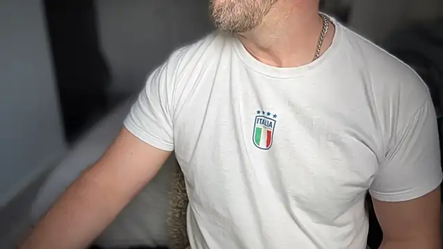 Snapshot of Mr_Beef chatting on November 9, 2025, 1:26 pm Mr Beef online show from November 9, 2025, 1:26 pm