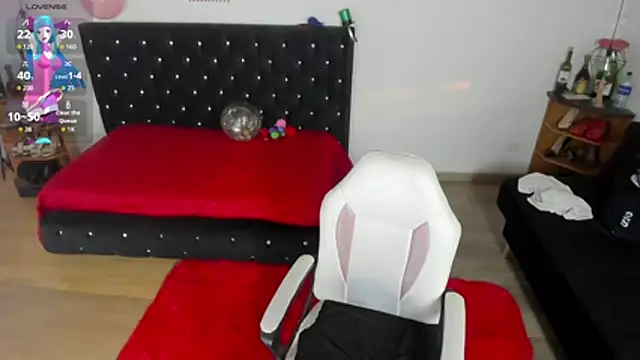 Snapshot of Aliciia_cute1 chatting on March 27, 2026, 10:43 pm Aliciia cute1 online show from March 27, 2026, 10:43 pm