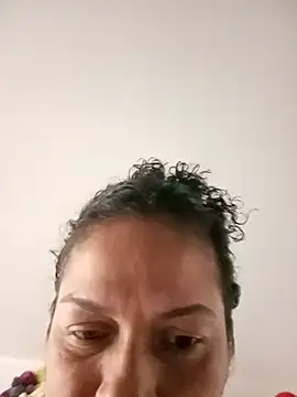 Snapshot of Aliciia_cute1 chatting on March 22, 2026, 9:27 pm Aliciia cute1 online show from March 22, 2026, 9:27 pm