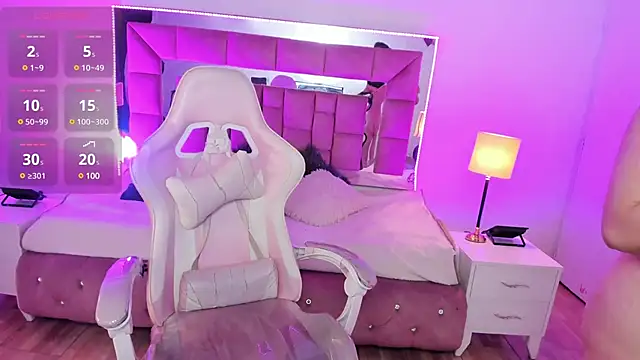 Aliciia cute1 online show from March 2, 2025, 8:25 pm