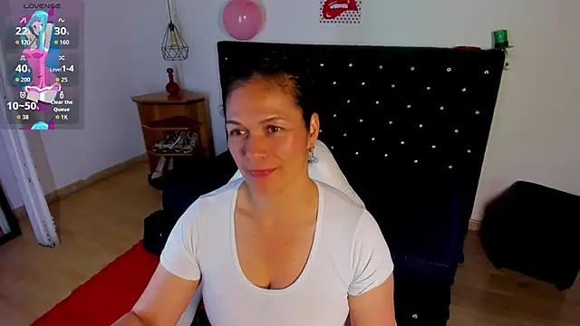 Snapshot of Aliciia_cute1 chatting on April 23, 2026, 10:11 pm Aliciia cute1 online show from April 23, 2026, 10:11 pm