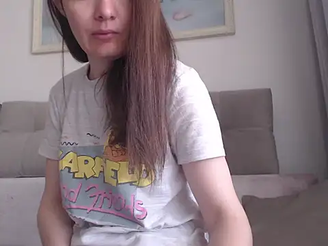 Snapshot of _JustmeHere_ chatting on April 11, 2026, 6:43 am JustmeHere online show from April 11, 2026, 6:43 am