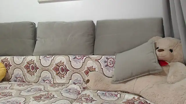  JustmeHere  online show from November 3, 2025, 8:45 pm