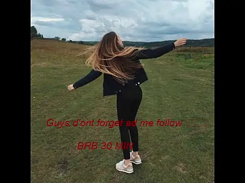 Snapshot of _JustmeHere_ chatting on March 8, 2026, 8:28 am JustmeHere online show from March 8, 2026, 8:28 am