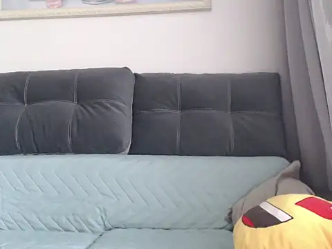 Snapshot of _JustmeHere_ chatting on April 13, 2026, 6:17 am JustmeHere online show from April 13, 2026, 6:17 am