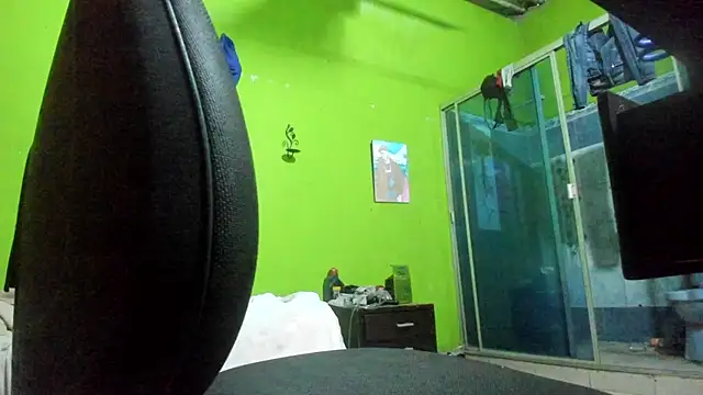 Brenda Smith69 online show from September 11, 2025, 8:42 pm