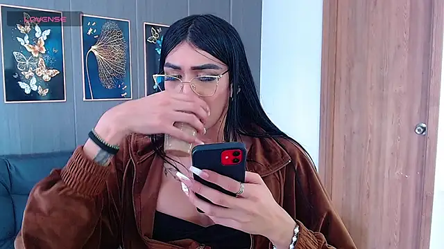 Evelynn sex  online show from November 11, 2025, 1:50 pm