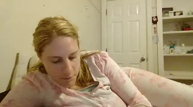 MsLG12301 online show from March 9, 2025, 12:21 am