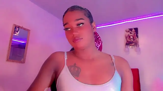 Snapshot of naomy__xx chatting on March 15, 2025, 9:49 pm naomy xx online show from March 15, 2025, 9:49 pm