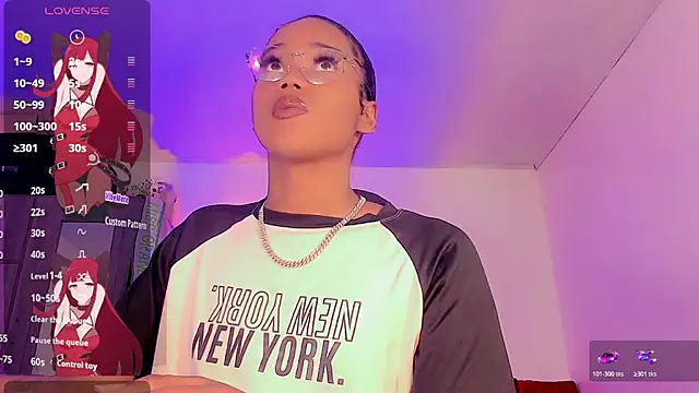 naomy  xx online show from July 16, 2026, 4:09 am