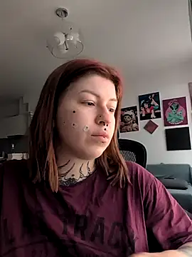 divine eve online show from November 28, 2025, 11:32 am