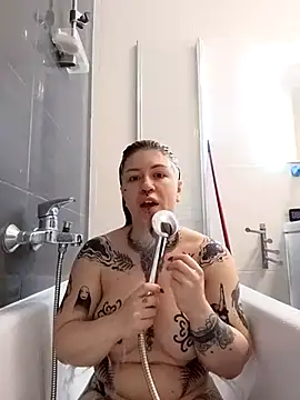 Snapshot of divine_eve chatting on March 31, 2026, 4:31 pm divine eve online show from March 31, 2026, 4:31 pm