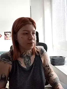 Snapshot of divine_eve chatting on March 8, 2026, 10:40 am divine eve online show from March 8, 2026, 10:40 am