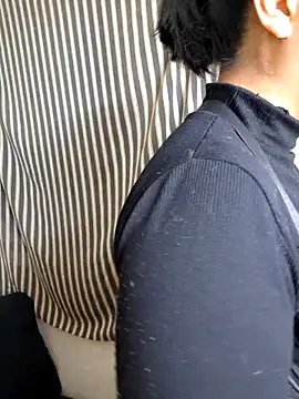 Snapshot of Derry_Cooper chatting on April 9, 2026, 6:19 am Derry Cooper online show from April 9, 2026, 6:19 am