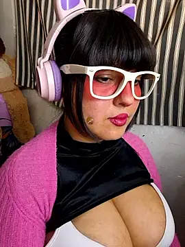 Snapshot of Derry_Cooper chatting on January 8, 2026, 11:44 pm Derry Cooper online show from January 8, 2026, 11:44 pm