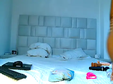 star gurl online show from January 10, 2026, 10:27 pm