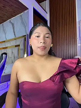 LinnaGardenia online show from February 19, 2026, 1:19 pm