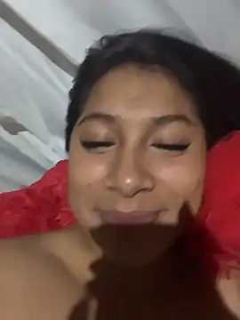 LinnaGardenia online show from January 8, 2026, 2:28 am