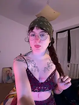  foxygirl  online show from March 16, 2025, 10:53 pm