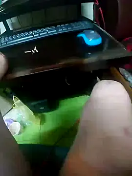 Snapshot of LiLi_CC2023 chatting on February 17, 2025, 7:55 pm LiLi CC2023 online show from February 17, 2025, 7:55 pm