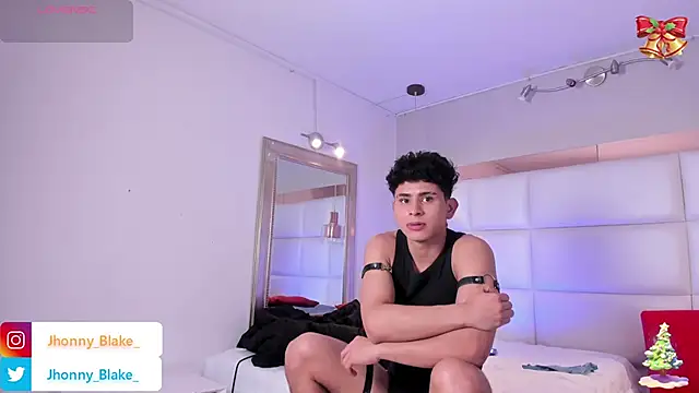 Snapshot of Jhonny-Blake chatting on November 21, 2025, 9:03 pm Jhonny-Blake online show from November 21, 2025, 9:03 pm