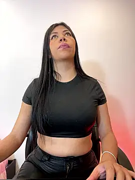 Snapshot of Alanna_atm_ chatting on January 16, 2026, 1:59 pm Alanna atm online show from January 16, 2026, 1:59 pm