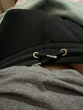 anonimotarado12 online show from April 7, 2026, 8:21 pm