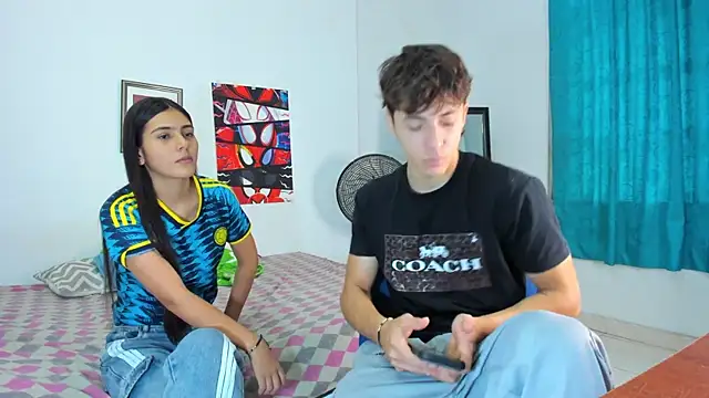 Snapshot of AlessandroDybala chatting on July 4, 2026, 12:43 pm AlessandroDybala online show from July 4, 2026, 12:43 pm