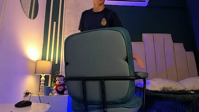 AlessandroDybala online show from March 20, 2025, 3:14 pm