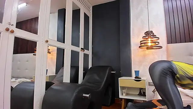 AlessandroDybala online show from March 21, 2025, 3:24 pm